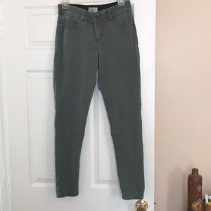 olive green high waisted “butt-lifting” jeans